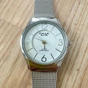 Omax ladies silver tone metal mesh dress watch NEW BATTERY